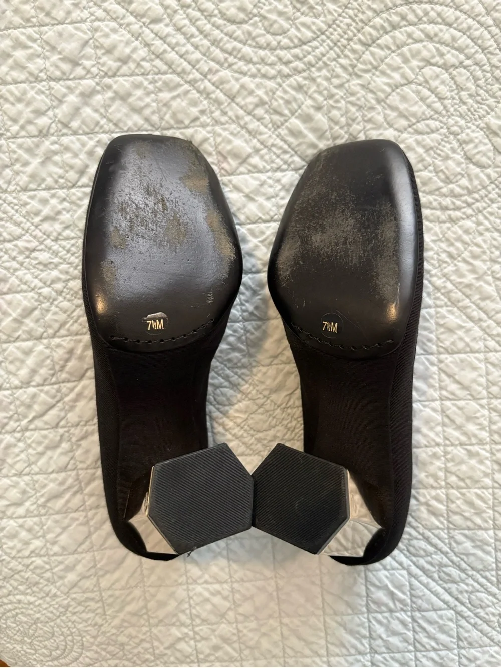 Tory Burch Regina 90mm pump shoe.  Size 7 1/2.